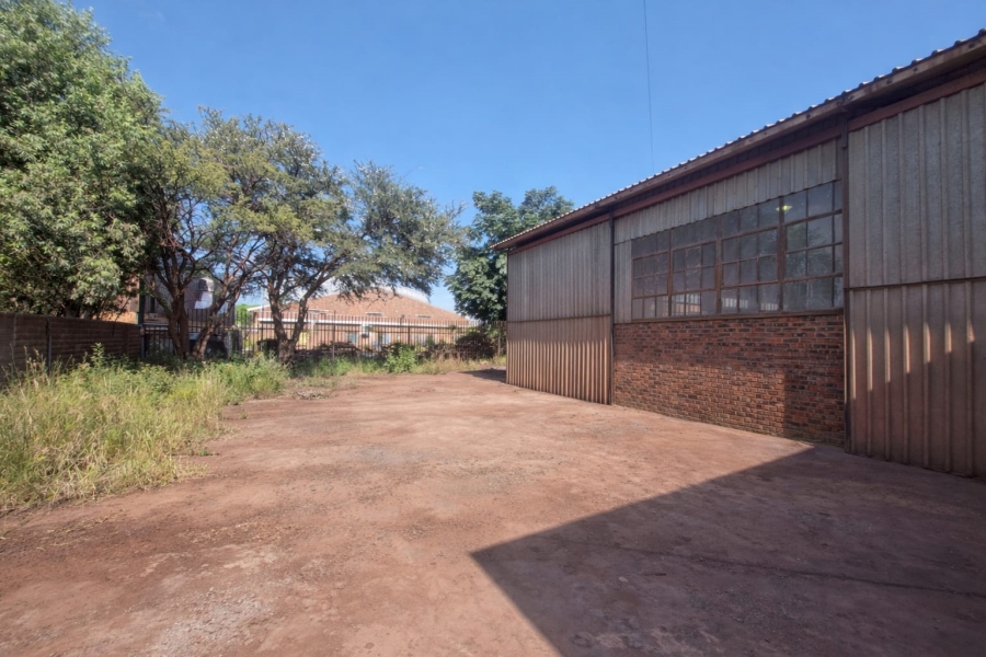 To Let commercial Property for Rent in Kathu Northern Cape